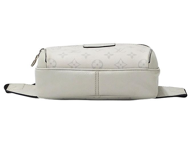 Borsa a tracolla Louis Vuitton Taigarama Bianco - vista 3