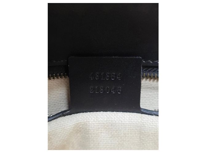Borsa a tracolla Gucci GG Marmont Heart Pelle Nera Nero - vista 13
