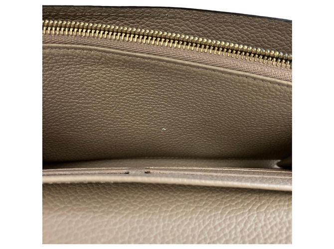 Sarah Cartera Larga Louis Vuitton Monogram Empreinte Gris - vista 13