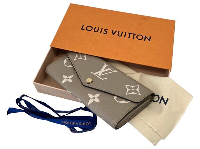 Sarah Cartera Larga Louis Vuitton Monogram Empreinte Gris - vista 14