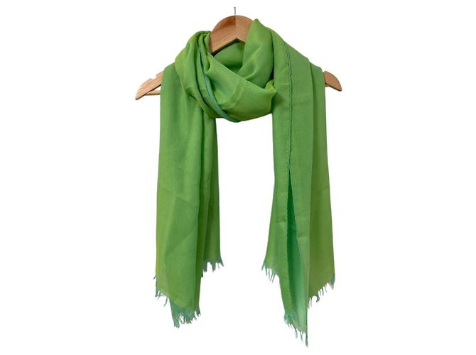 Hermès Hermes Silk Sheer Stole Green - view 6