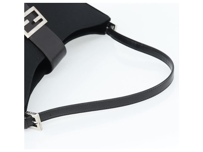 Sac Fendi Mamma Baguette Canvas medium Noir - vue 7