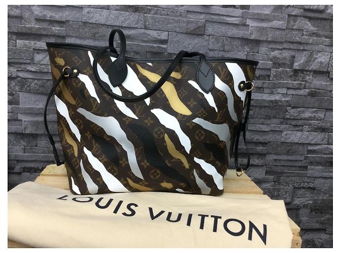 Louis Vuitton Borsa Neverfull MM Monogram Camouflage League of Legends Multicolore Monogramma - vista 2