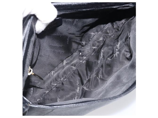 Borsa a tracolla Salvatore Ferragamo Gancini in pelle nera e oro Auth 199594 Nero D'oro - vista 11