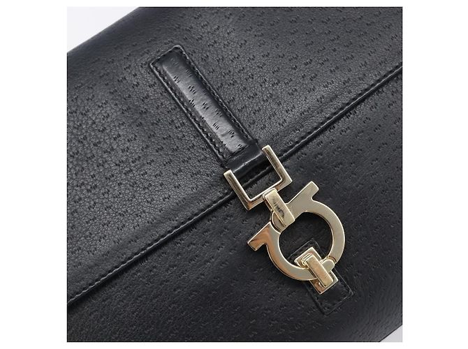 Borsa a tracolla Salvatore Ferragamo Gancini in pelle nera e oro Auth 199594 Nero D'oro - vista 18