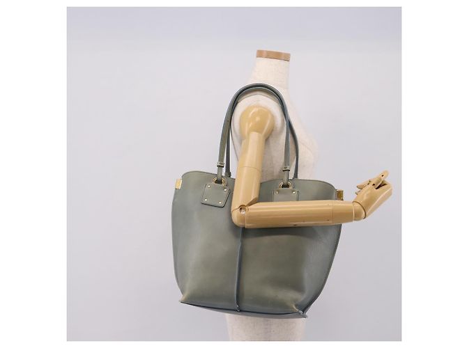 Chloé Borsa Tote Chloe Vic in pelle azzurro e tono oro Auth BA16184 Blu chiaro - vista 22