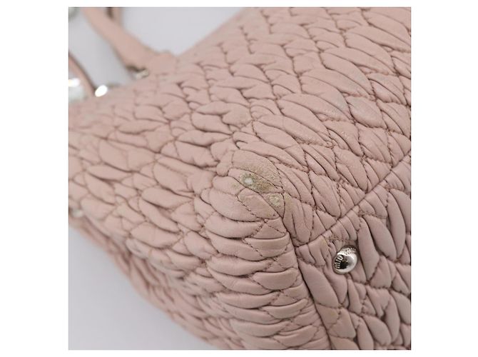 Borsa a tracolla Miu Miu Matelassé con catena in pelle 2way Rosa Argento Auth 206292A - vista 23