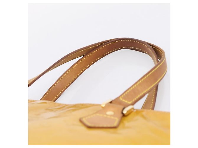 Borsa a mano LOUIS VUITTON Monogram Vernis Houston Beige M91004 LV Auth ep15845 - vista 14