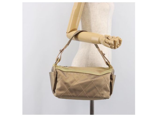 Borsa a tracolla CHANEL Paris Biarritz Tela rivestita Oro Argento CC Auth bs37395 D'oro - vista 31