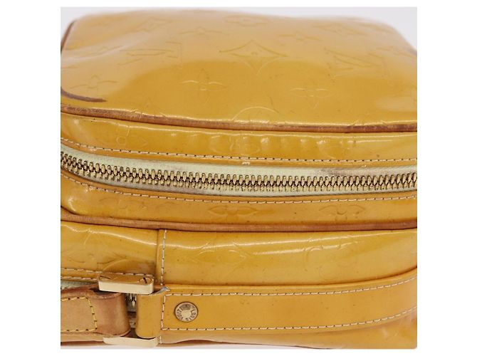 LOUIS VUITTON Monogram Vernis Wooster Bag Lime Yellow M91075 LV Auth ep15950 Golden - view 7
