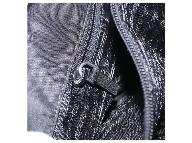 Bolso Tote PRADA Nylon Black Silver Auth 206115V Negro Plata - vista 32