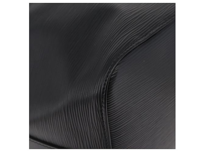 Borsa a tracolla LOUIS VUITTON Epi Petit Noe Nera M44102 LV Auth 200846 Nero - vista 15