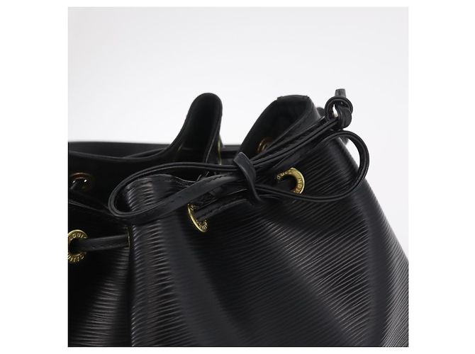Borsa a tracolla LOUIS VUITTON Epi Petit Noe Nera M44102 LV Auth 200846 Nero - vista 20