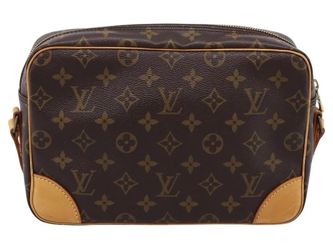 LOUIS VUITTON Monogram Trocadero 27 Shoulder Bag M51274 LV Auth ep16165A Monograma - vista 2