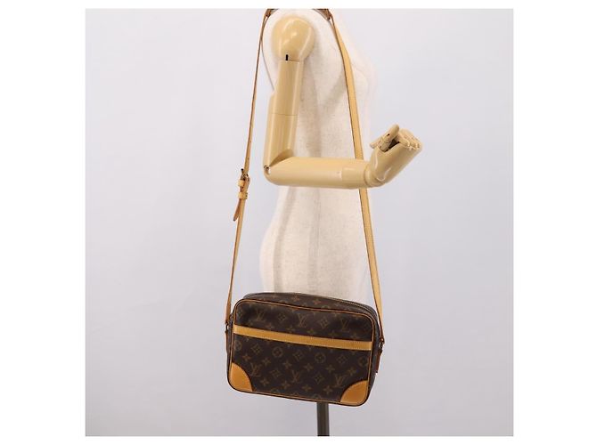 LOUIS VUITTON Monogram Trocadero 27 Shoulder Bag M51274 LV Auth ep16165A Monograma - vista 23