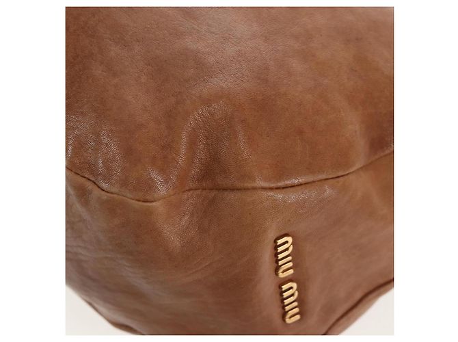 Borsa a tracolla Miu Miu in pelle 2way marrone tono oro Auth 205819A - vista 18