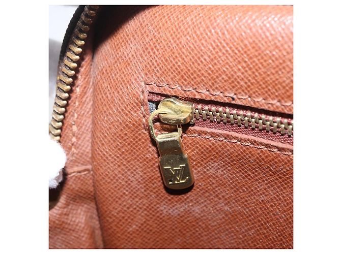 LOUIS VUITTON Monogram Marly Dragonne GM Clutch Bag M51825 LV Auth ka6405 Monogramma - vista 22