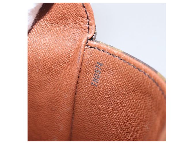 LOUIS VUITTON Monogram Saint Cloud GM Shoulder Bag M51242 LV Auth ep15880 Monograma - vista 12