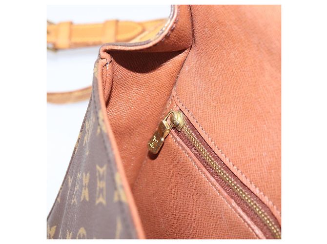 LOUIS VUITTON Monogram Saint Cloud GM Shoulder Bag M51242 LV Auth ep15880 Monograma - vista 26