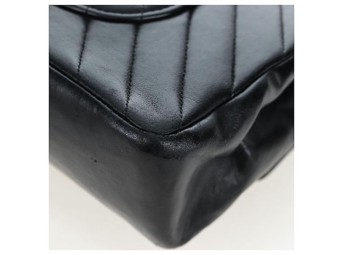 CHANEL V-stitch Chevron Double Flap Matelasse 25 Chain Shoulder Auth BA15583V Negro - vista 18