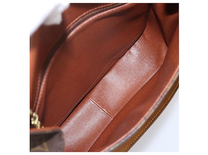 LOUIS VUITTON Monogram Saint Cloud GM Shoulder Bag M51242 LV Auth ep16177 Monograma - vista 10
