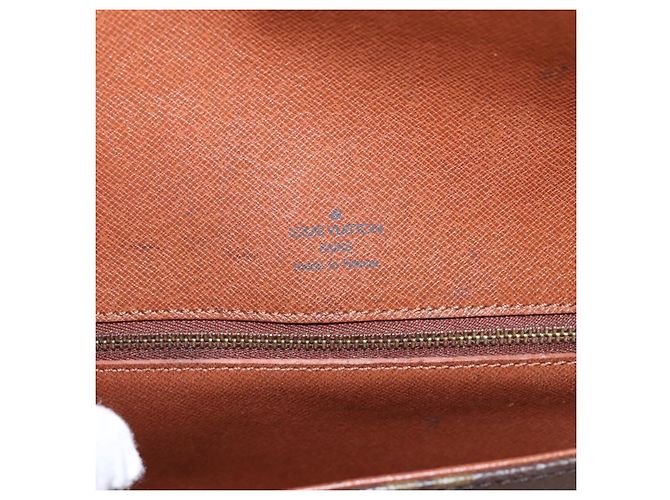 LOUIS VUITTON Monogram Saint Cloud GM Shoulder Bag M51242 LV Auth ep16177 Monograma - vista 23