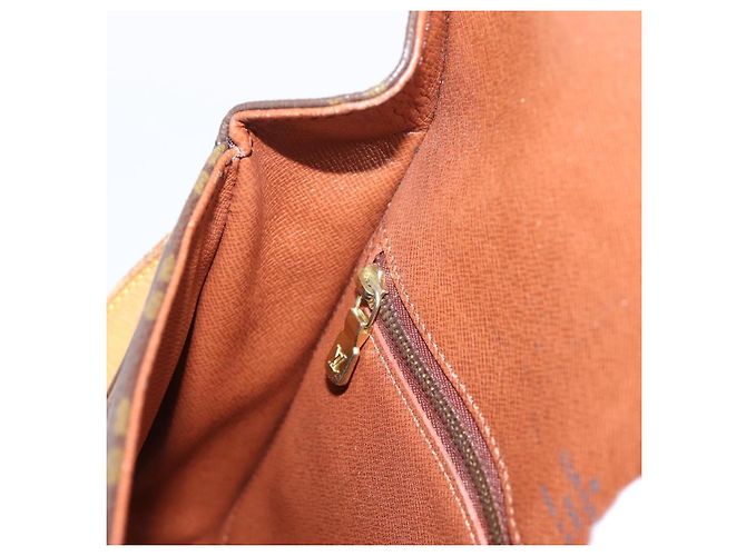 LOUIS VUITTON Monogram Saint Cloud GM Shoulder Bag M51242 LV Auth ep16177 Monograma - vista 26