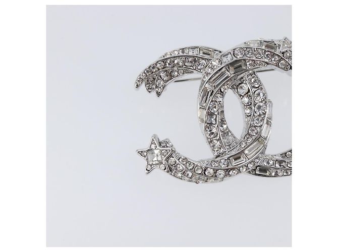 Spilla CHANEL Metallo Argento CC Auth ki6897M - vista 3