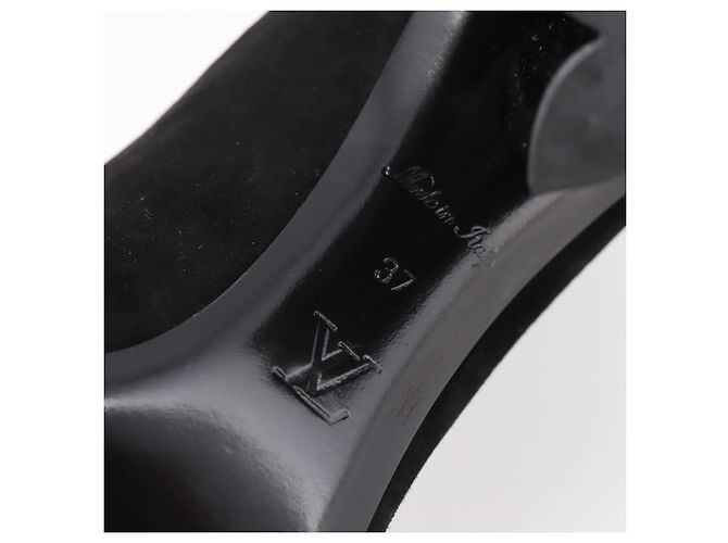 LOUIS VUITTON Botines de Gamuza 37 Negro LV Auth 204943M - vista 21