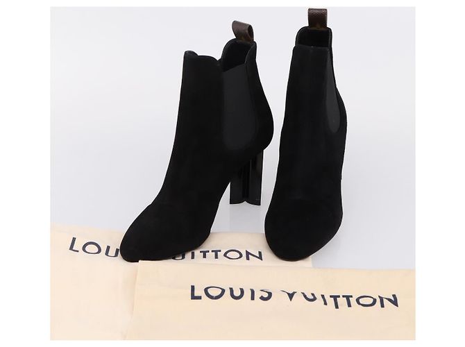 LOUIS VUITTON Botines de Gamuza 37 Negro LV Auth 204943M - vista 26