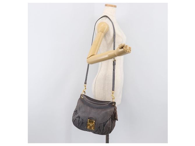 Borsa a mano Miu Miu in pelle 2way grigia tono oro Auth 167602V Marrone - vista 33
