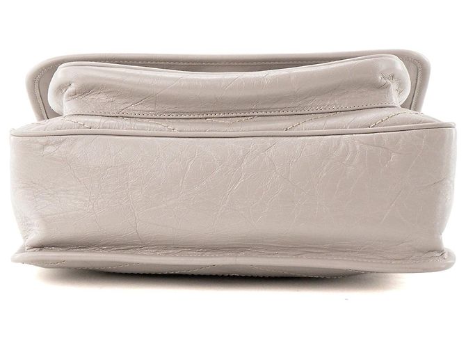 Autre Marque SAINT LAURENT - Borsa a tracolla Niki Medium Saint Laurent in pelle stropicciata grigia Grigio - vista 4