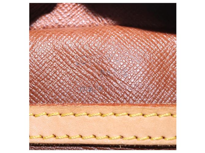 Borsa a tracolla LOUIS VUITTON Monogram Blois M51221 LV Auth ep16075 Monogramma - vista 21