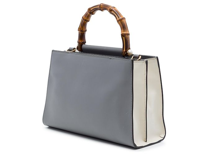 Bamboo Bolsa Gucci Nymphaea Small em couro de bezerro cinza com bambu e Web - vista 2