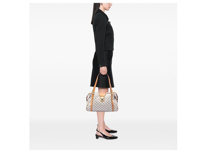 Borsa a tracolla Louis Vuitton Damier Azur Stresa PM Bianca Bianco - vista 6
