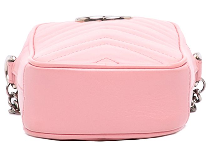 Borsa a tracolla Mini GG Marmont in pelle matelassé rosa Gucci - vista 3
