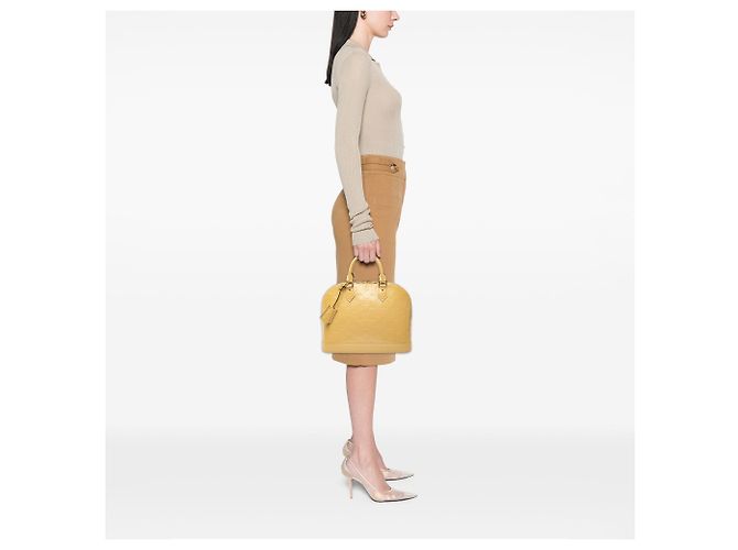 Louis Vuitton Monogram Vernis Alma PM Handtasche Beige - Ansicht 6