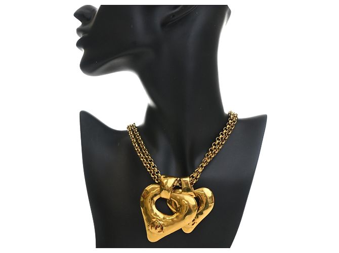 Collana con pendente doppio cuore placcato oro Chanel CC dorata D'oro - vista 4