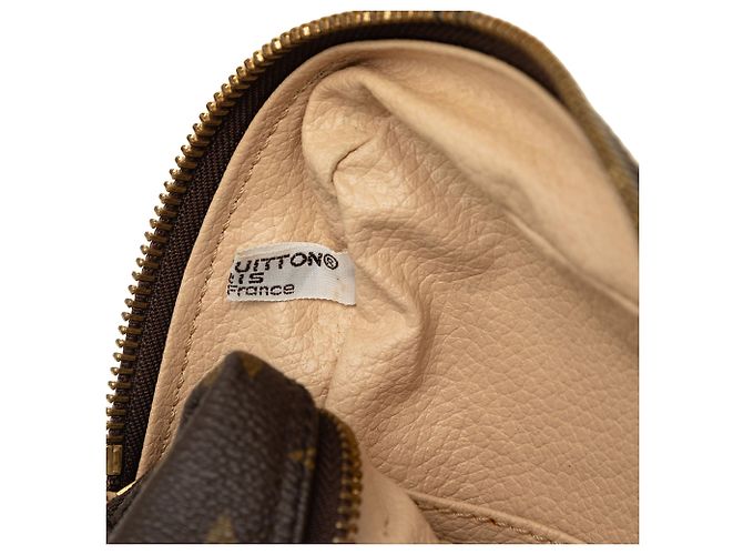 Borsa a pochette Louis Vuitton Monogram Trousse Toilette 28 Marrone - vista 5