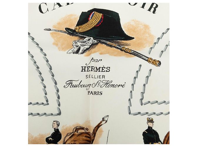 Lenço de seda Hermès Cadre Noir branco 90 Scarves - vista 4