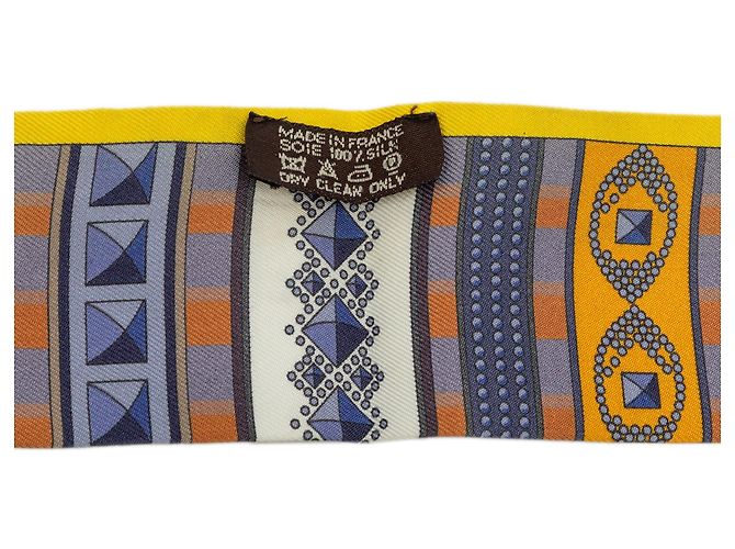 Pañuelo de seda Hermès Colliers de Chiens Blue Twilly Azul - vista 2