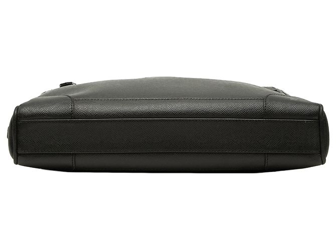 Borsa da Lavoro Louis Vuitton Taiga Igor Briefcase Nera Nero - vista 3