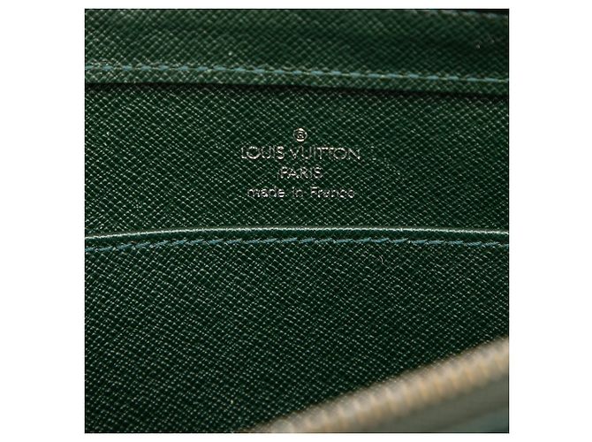 Borsa a pochette Louis Vuitton Taiga Pochette Baikal Verde - vista 5