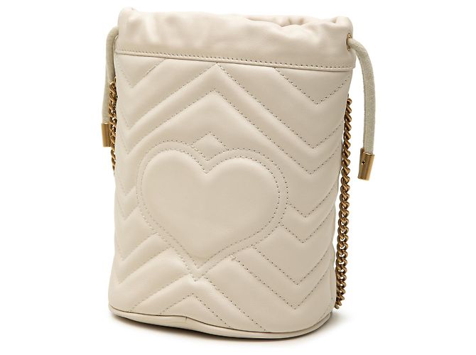 Bolsa Bucket Gucci Small GG Marmont Matelassé em couro de bezerro branca Branco - vista 2