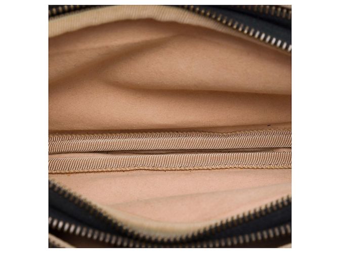 Borsa a tracolla Gucci Mini GG Marmont in pelle matelassé nera con tripla zip Nero - vista 4