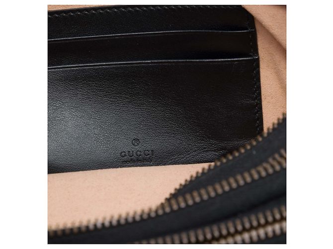 Borsa a tracolla Gucci Mini GG Marmont in pelle matelassé nera con tripla zip Nero - vista 5