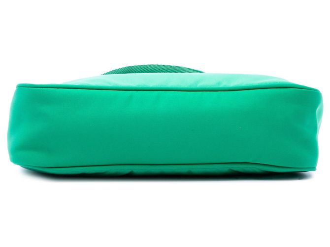 Borsa a tracolla Prada Mini Tessuto Re Edition 2000 Verde - vista 3