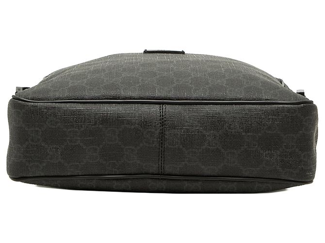 Black Gucci GG Supreme Crossbody - view 3
