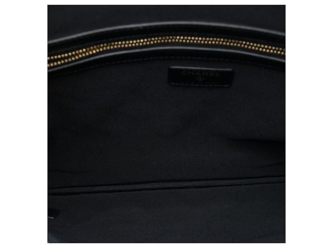 Clutch Chanel Large Quilted Lambskin O Case Nera Nero - vista 4