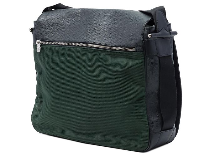Louis Vuitton Taiga Viktor Crossbody Bag Schwarz - Ansicht 2